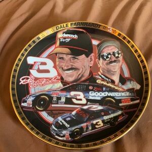 Dale Earnhardt NASCAR collectible plate #4681S